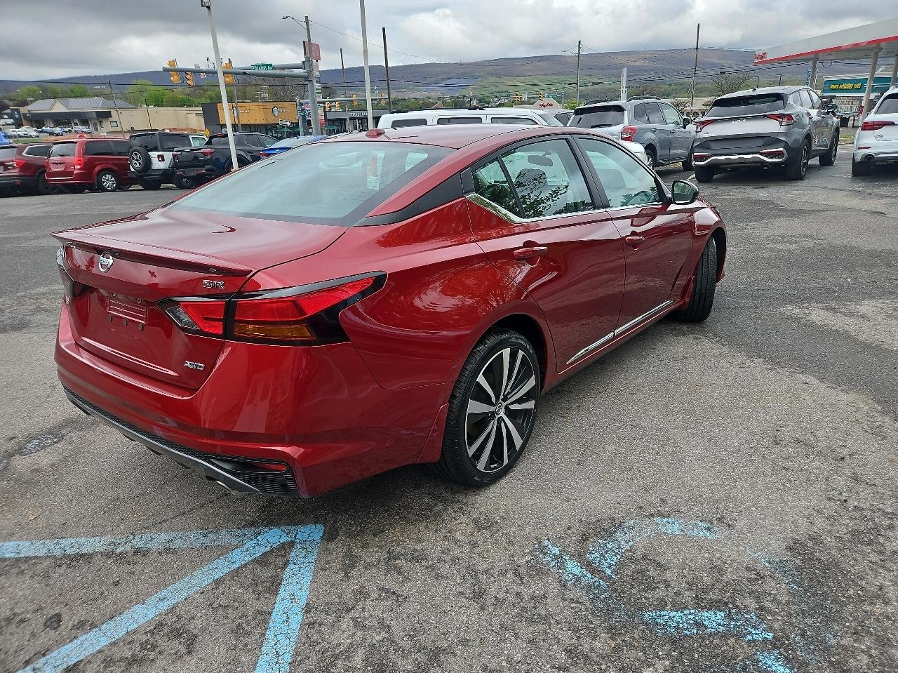 Nissan Altima 2.5 SR AWD Sedan 2019