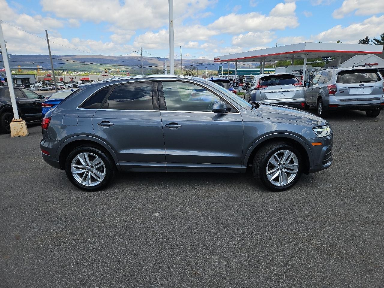 Audi Q3 2.0 TFSI Premium Plus quattro AWD 2017
