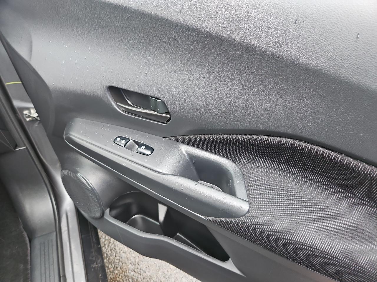 Nissan Kicks S FWD 2023