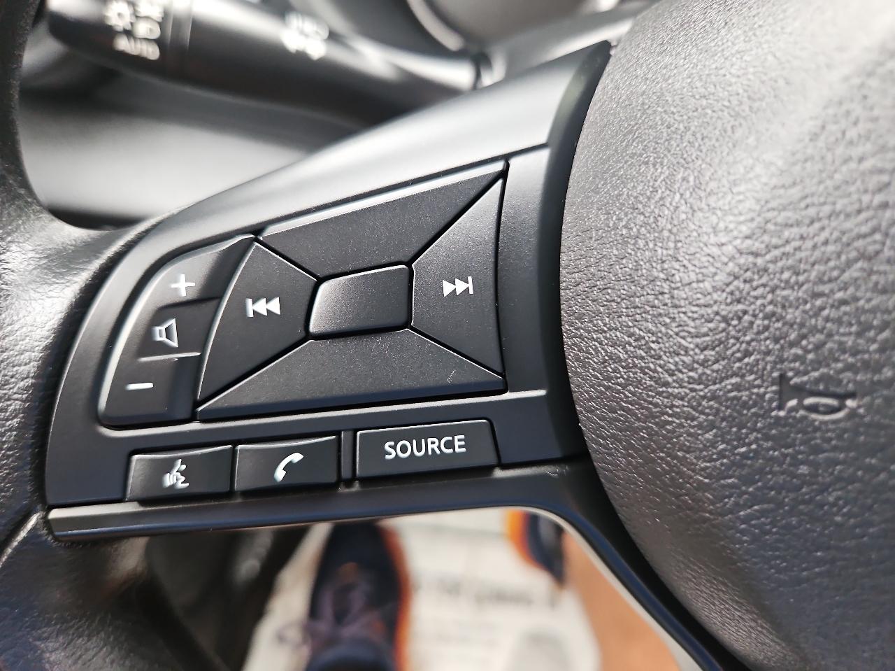 Nissan Kicks S FWD 2023