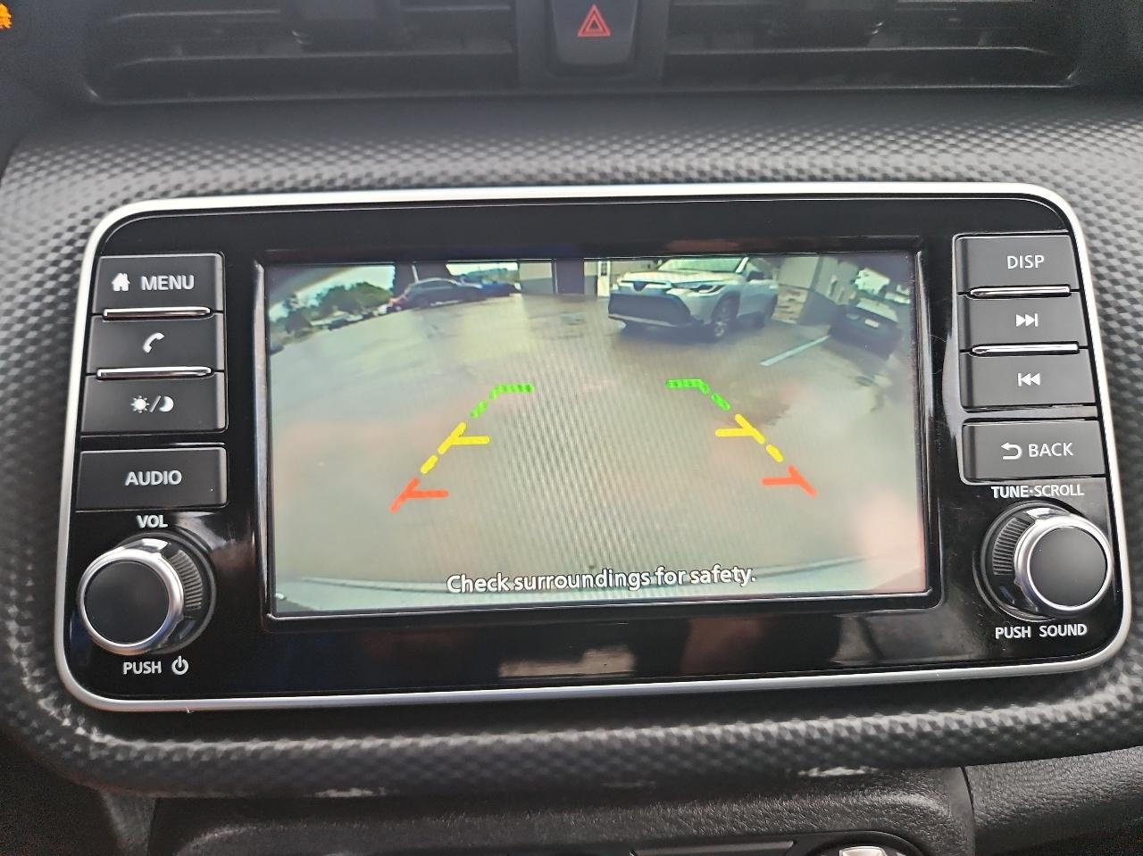 Nissan Kicks S FWD 2023