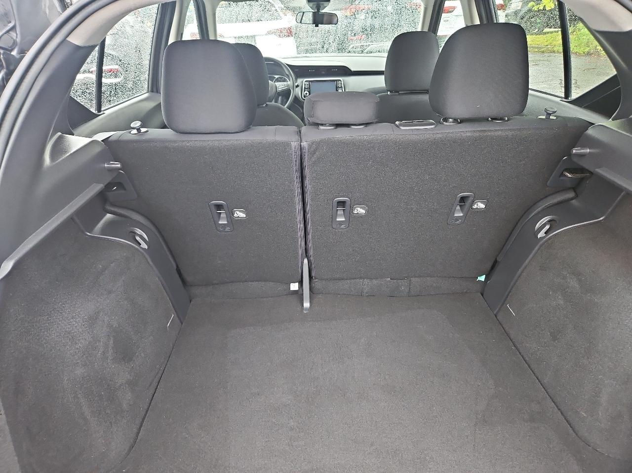 Nissan Kicks S FWD 2023