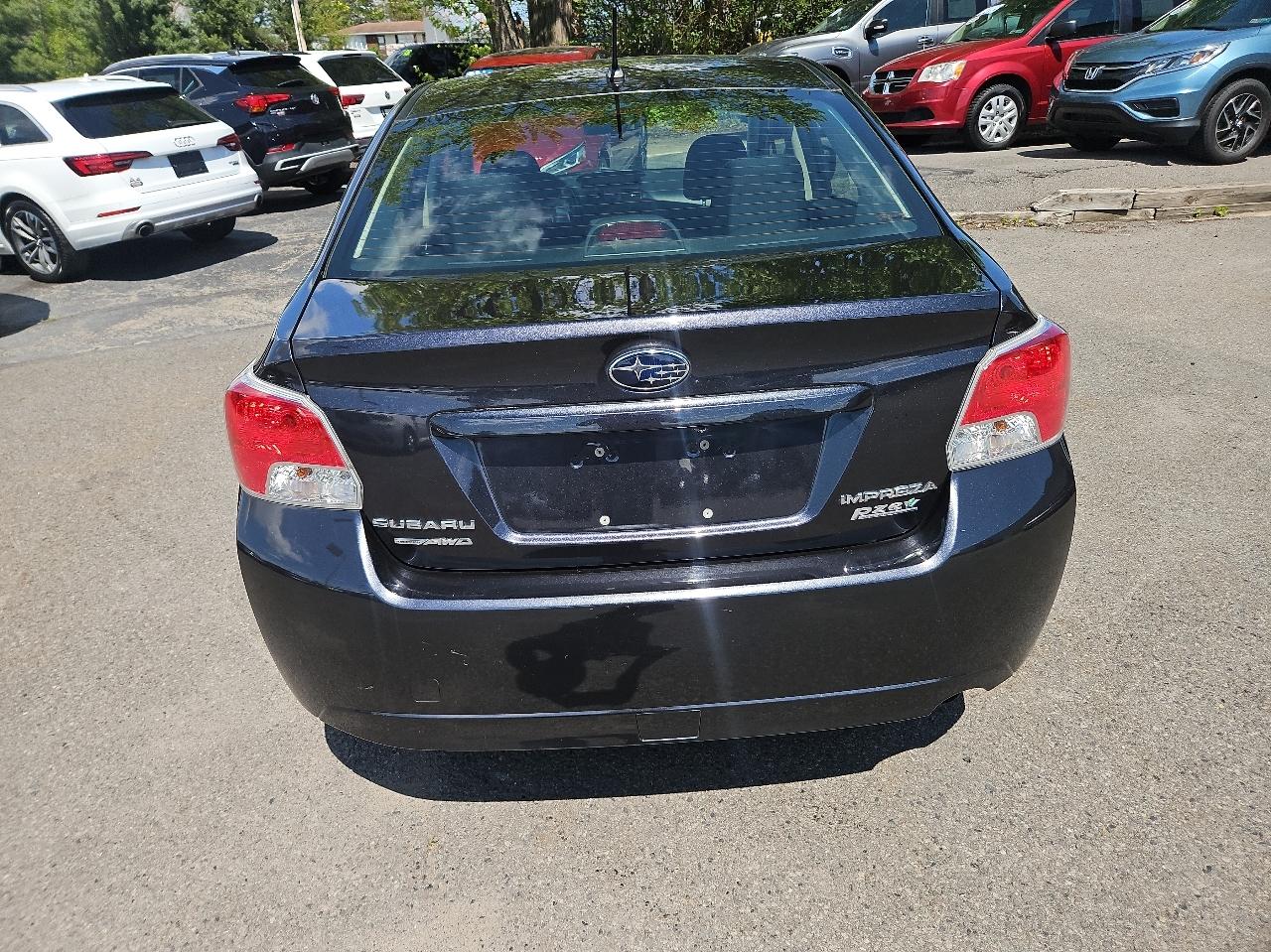Subaru Impreza Sedan 4dr Auto 2.0i 2014