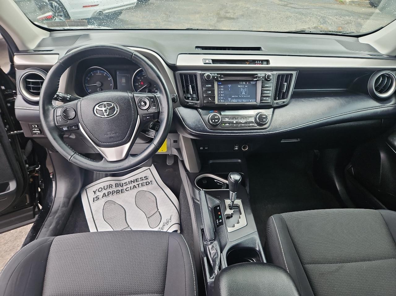 Toyota RAV4 AWD 4dr XLE (Natl) 2018