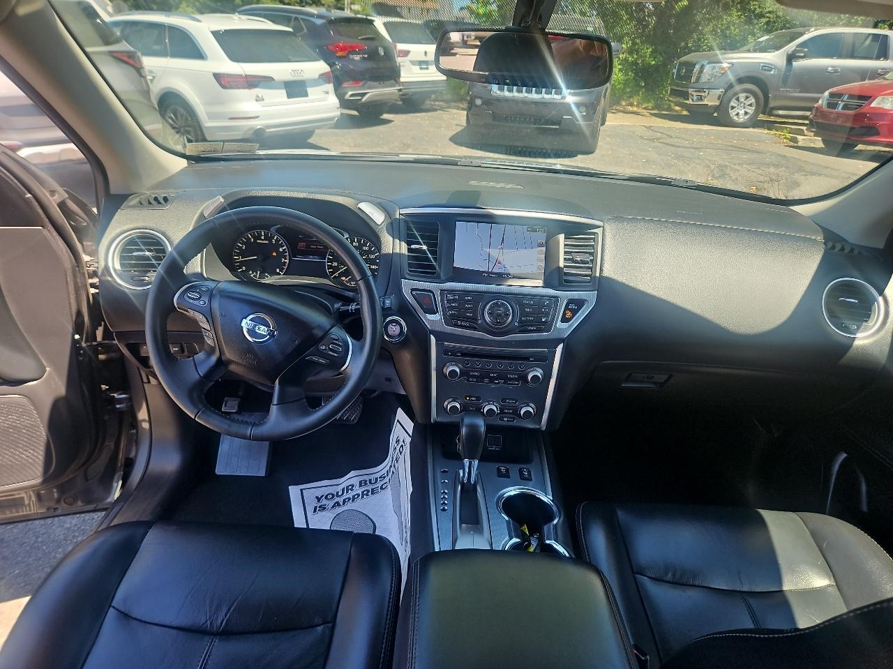 Nissan Pathfinder FWD SL 2018