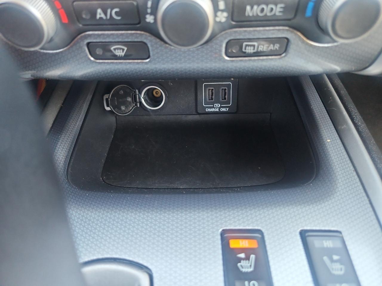 Nissan Pathfinder FWD SL 2018