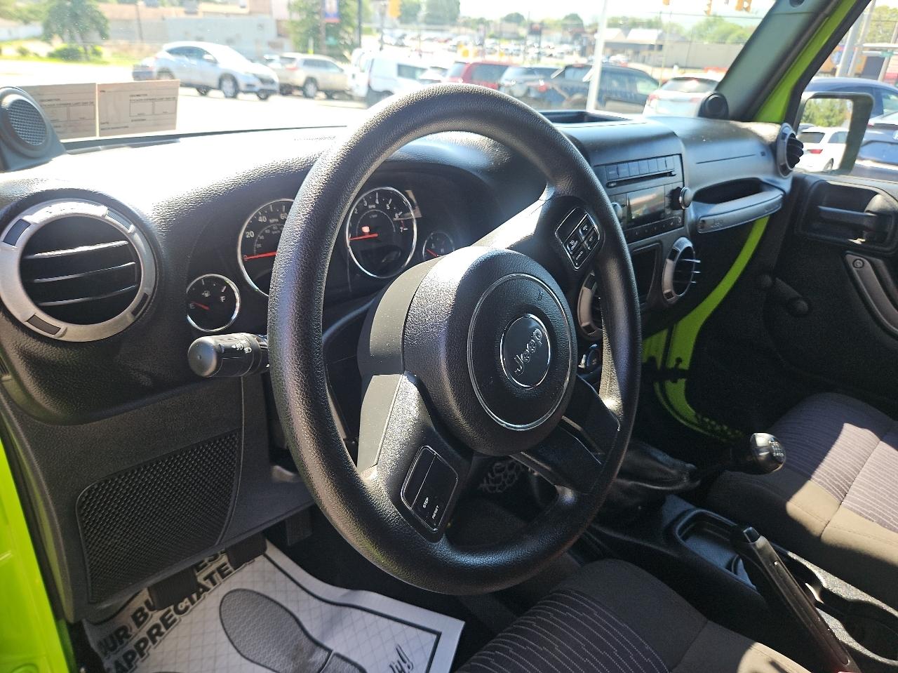 Jeep Wrangler Unlimited 4WD 4dr Sport 2012