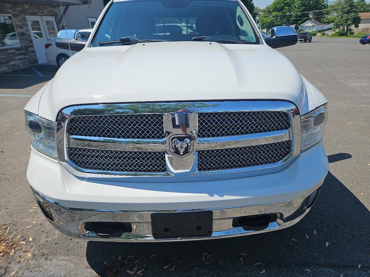 RAM 1500 4WD Crew Cab 149" Laramie Longhorn 2015