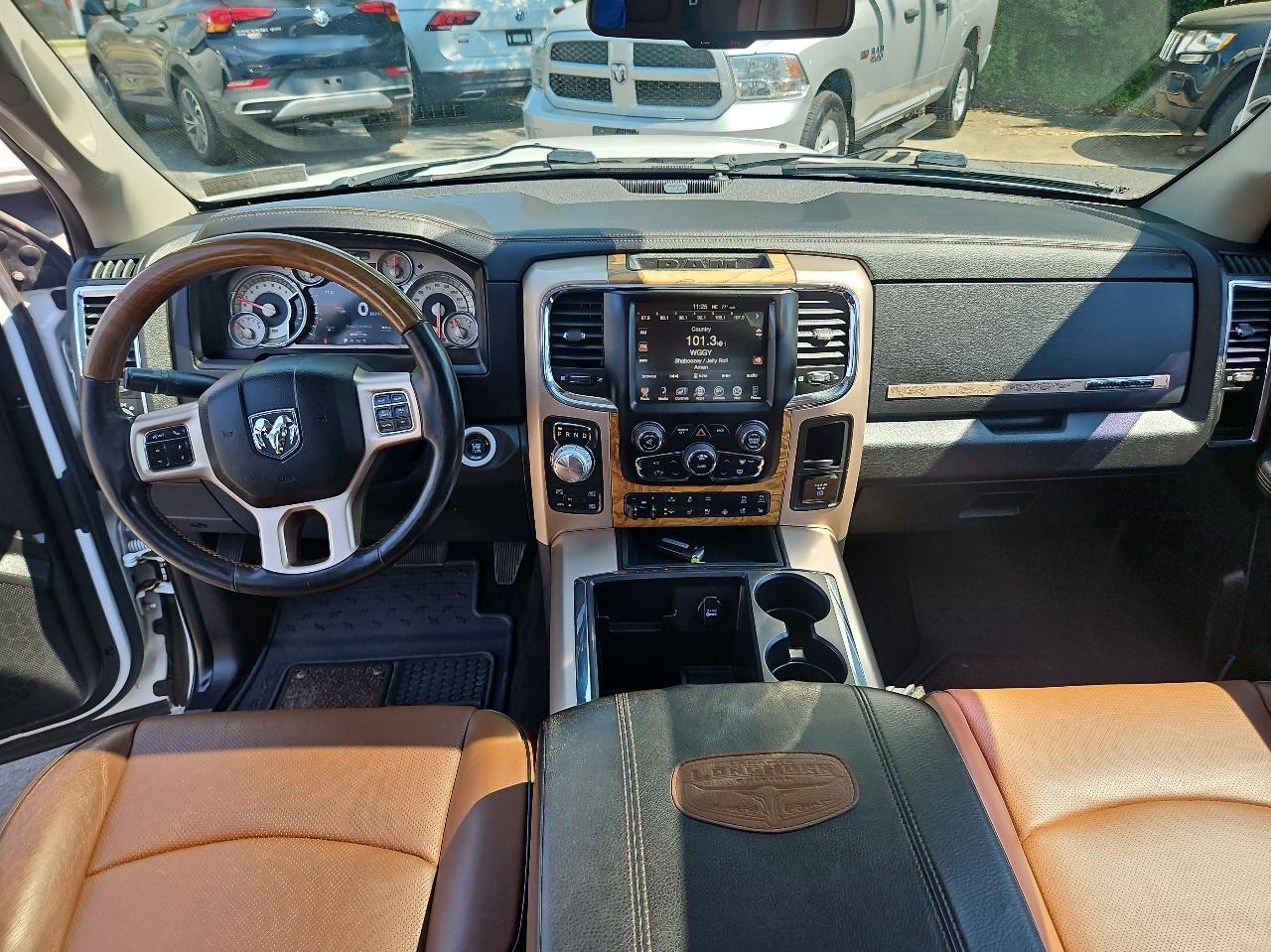 RAM 1500 4WD Crew Cab 149" Laramie Longhorn 2015