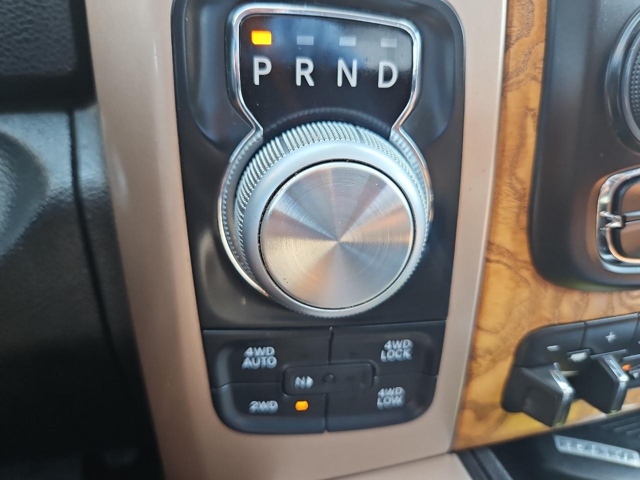 RAM 1500 4WD Crew Cab 149" Laramie Longhorn 2015
