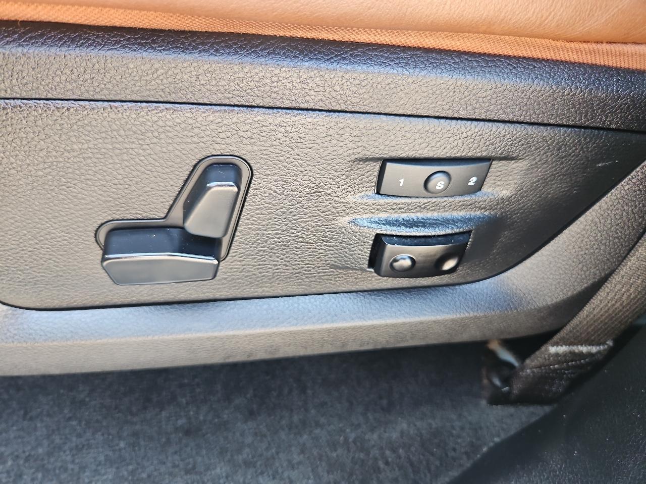 RAM 1500 4WD Crew Cab 149" Laramie Longhorn 2015