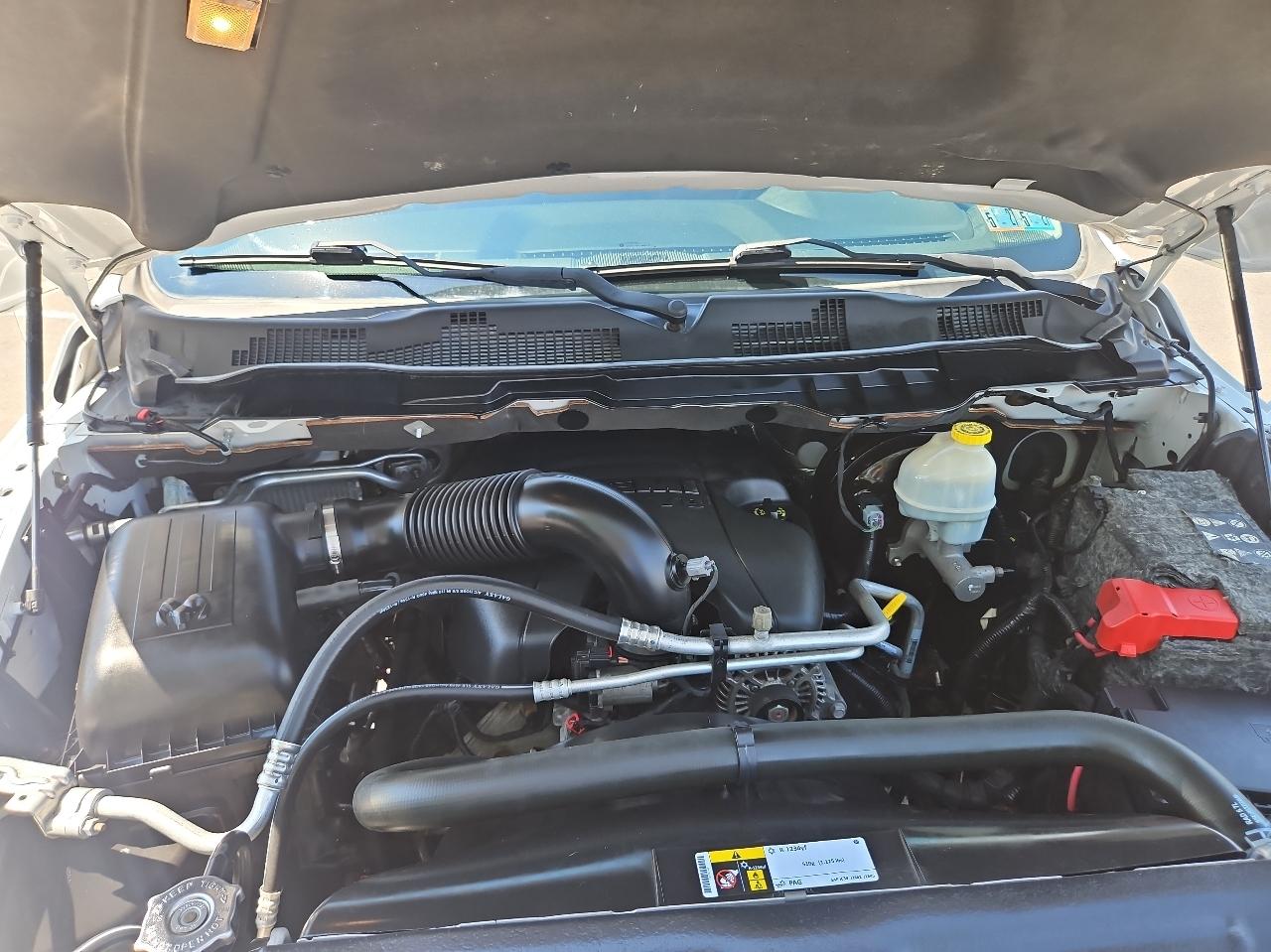 RAM 1500 4WD Crew Cab 149" Laramie Longhorn 2015