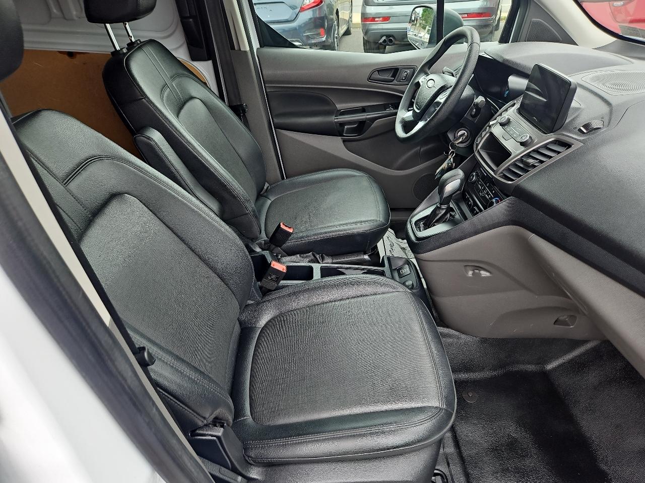 Ford Transit Connect Van XL LWB w/Rear Symmetrical Doors 2022