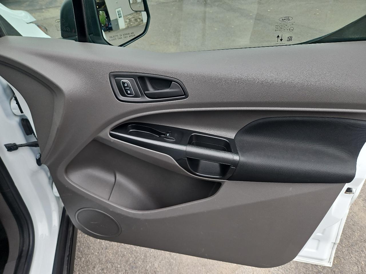Ford Transit Connect Van XL LWB w/Rear Symmetrical Doors 2022