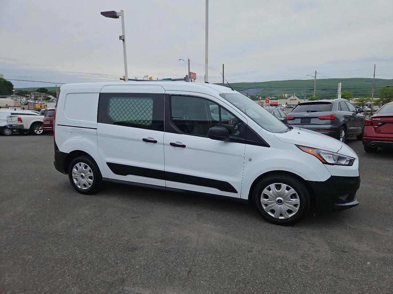 Ford Transit Connect Van XL LWB w/Rear Symmetrical Doors 2022