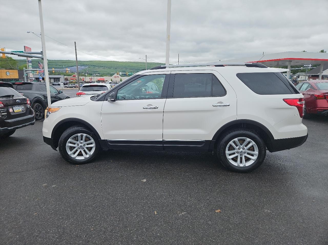 Ford Explorer 4WD 4dr XLT 2015