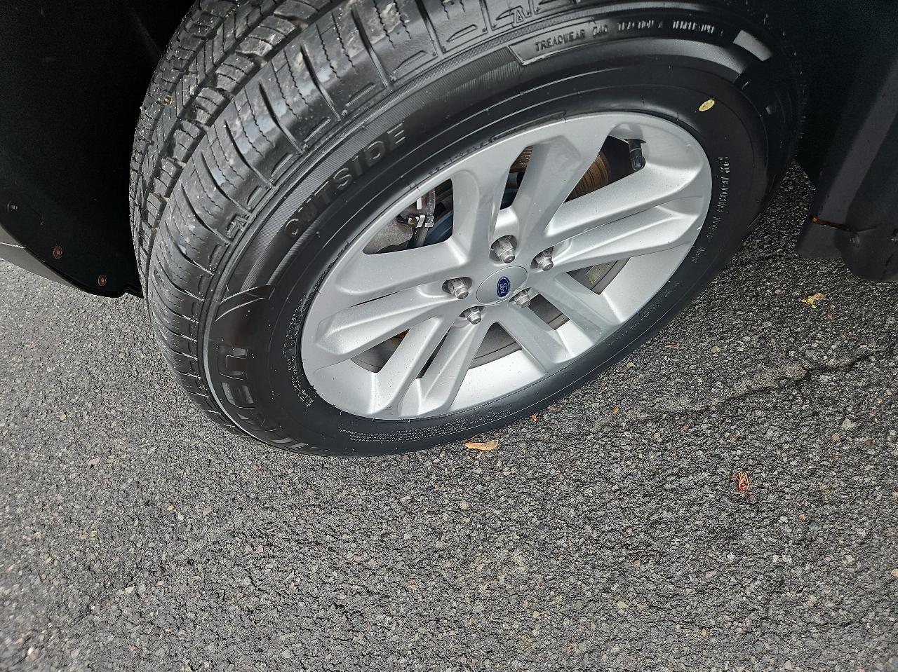 Ford Explorer 4WD 4dr XLT 2015