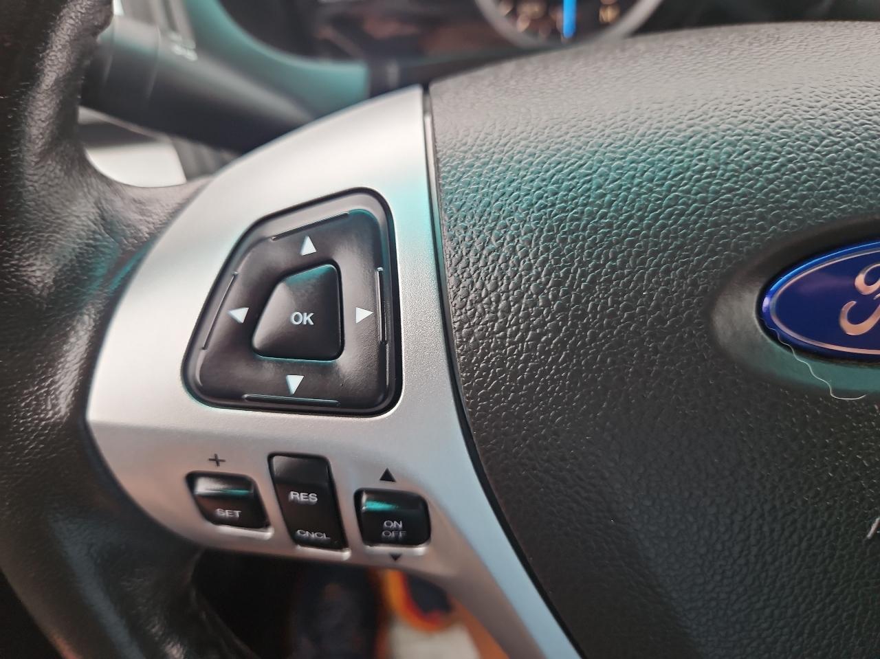 Ford Explorer 4WD 4dr XLT 2015