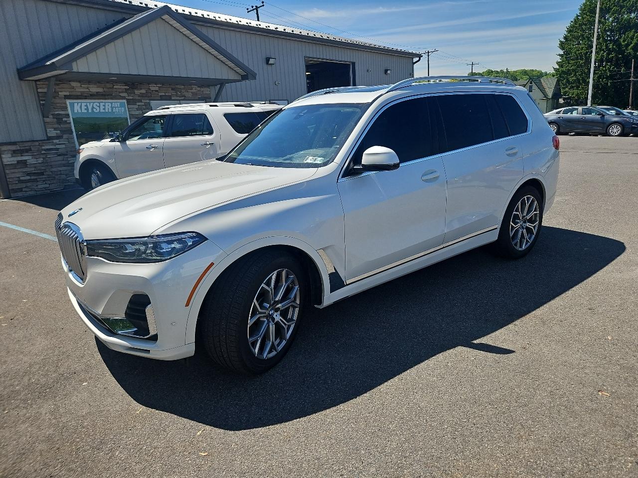 BMW X7 xDrive40i Sports Activity Vehicle 2022