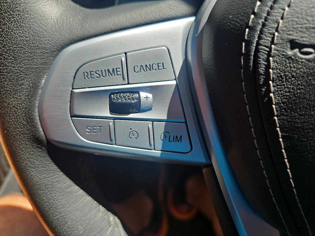 BMW X7 xDrive40i Sports Activity Vehicle 2022