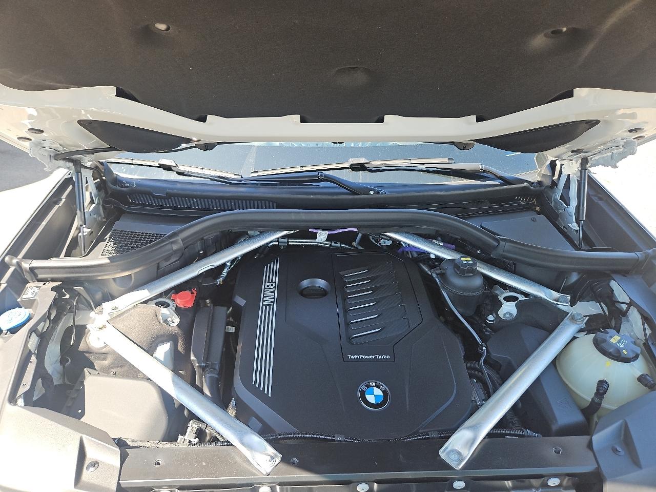 BMW X7 xDrive40i Sports Activity Vehicle 2022
