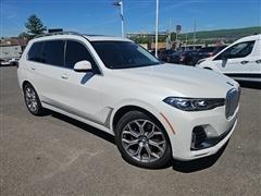 2022 BMW X7 