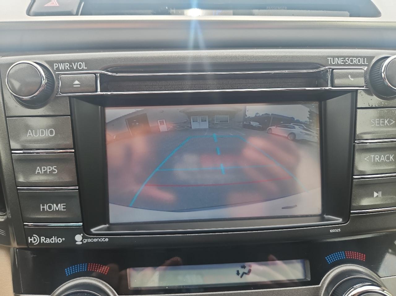 Toyota RAV4 AWD 4dr XLE (Natl) 2014