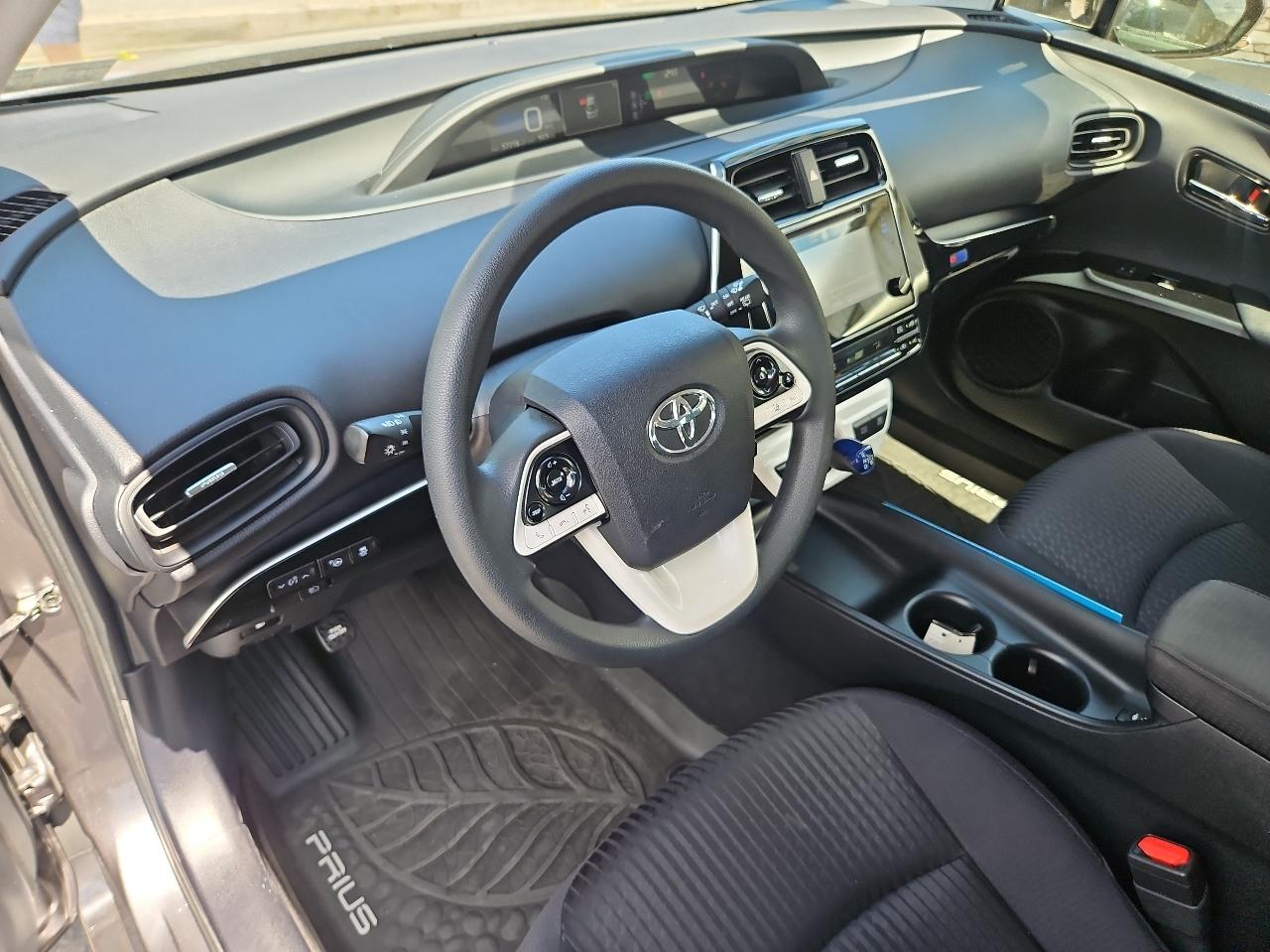 Toyota Prius Two 4D Hatchback 2018