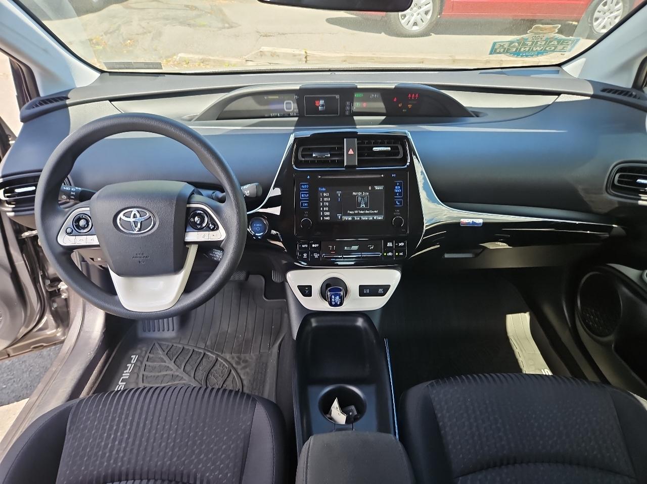 Toyota Prius Two 4D Hatchback 2018