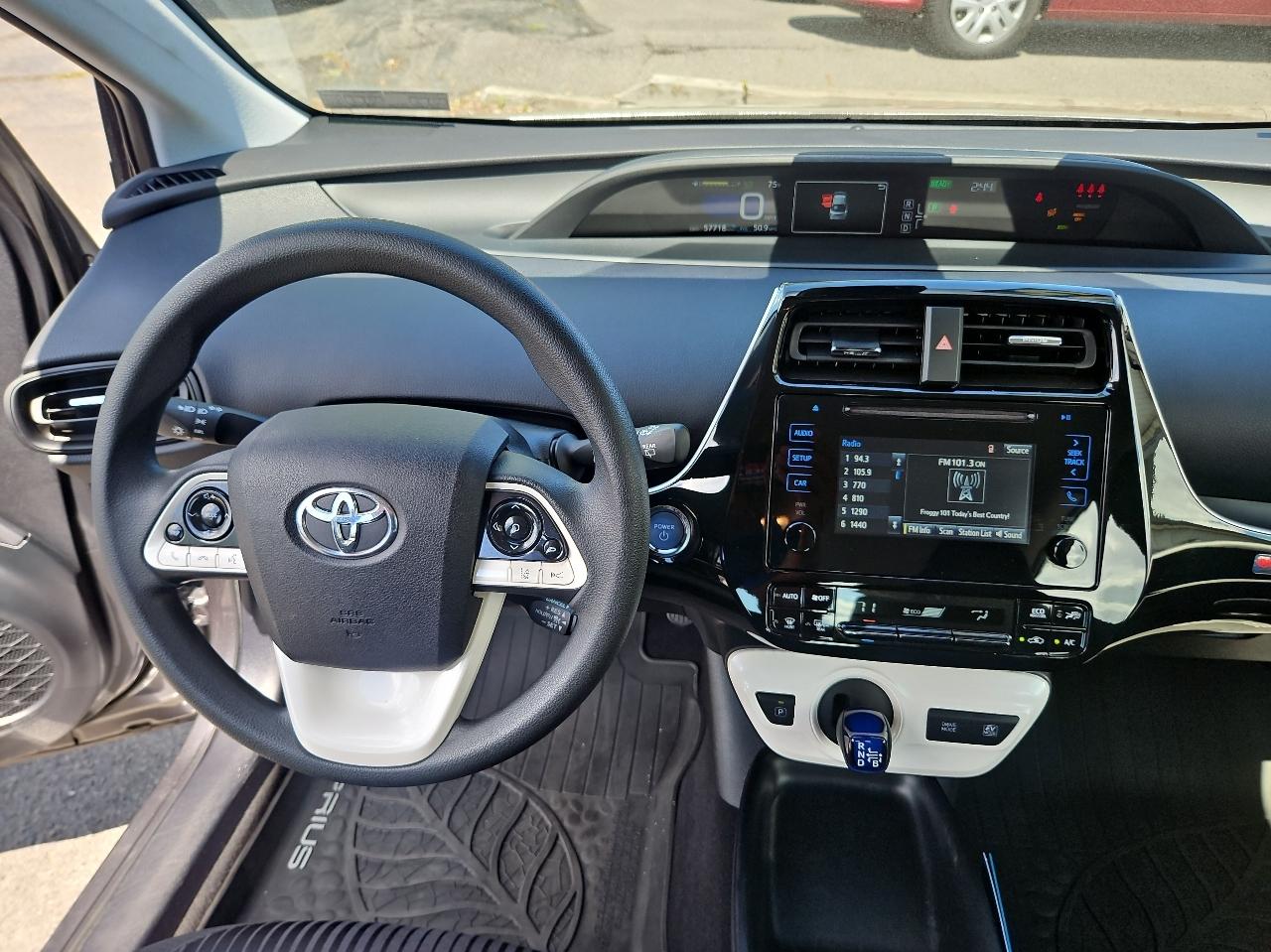 Toyota Prius Two 4D Hatchback 2018