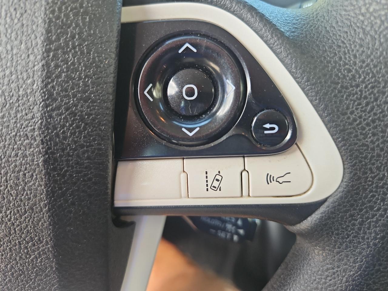 Toyota Prius Two 4D Hatchback 2018