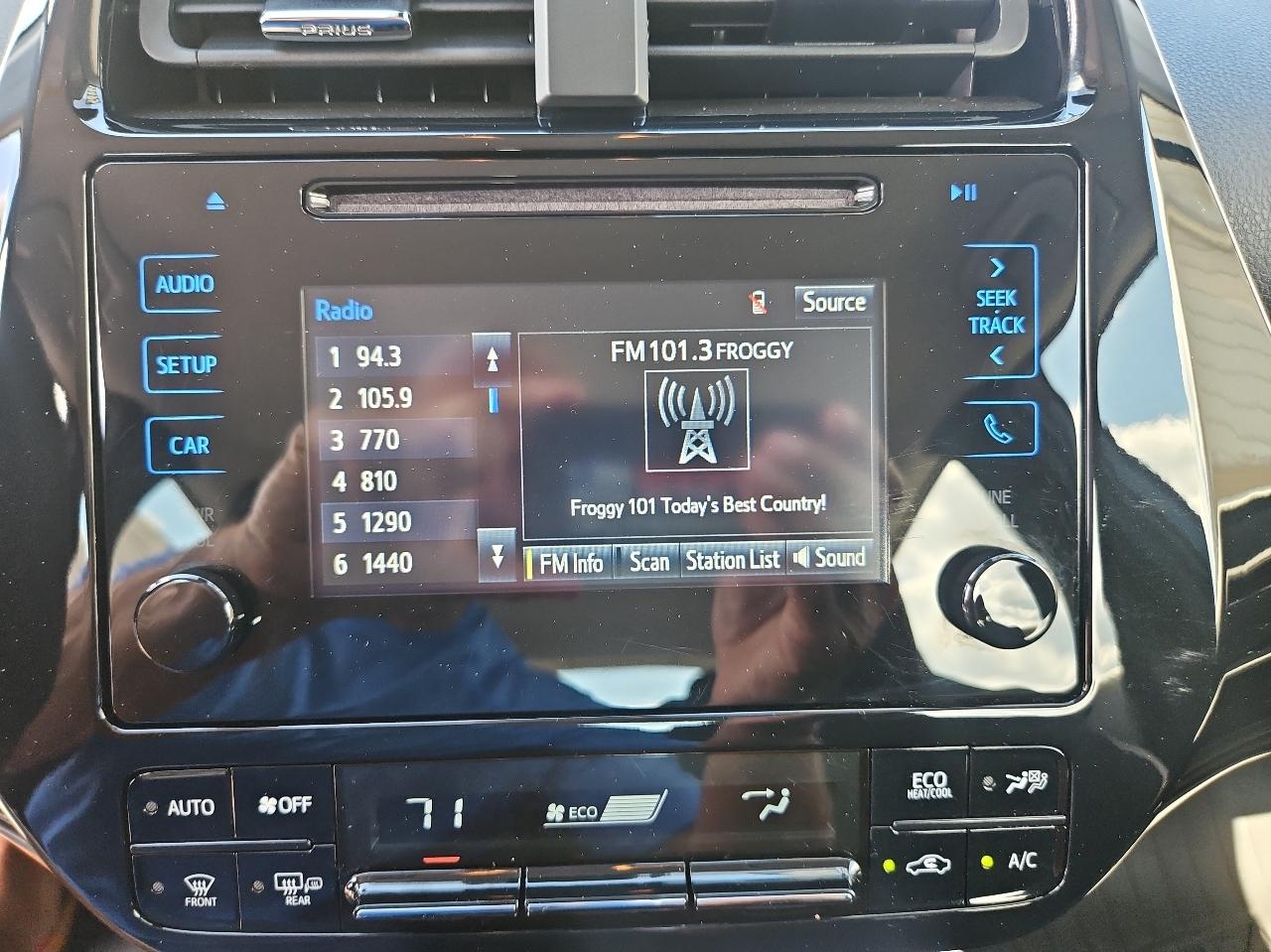 Toyota Prius Two 4D Hatchback 2018