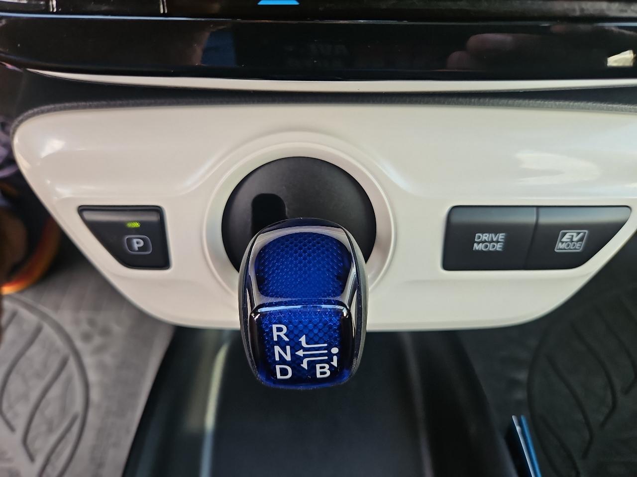 Toyota Prius Two 4D Hatchback 2018