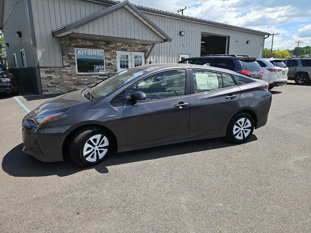 Toyota Prius Two 4D Hatchback 2018