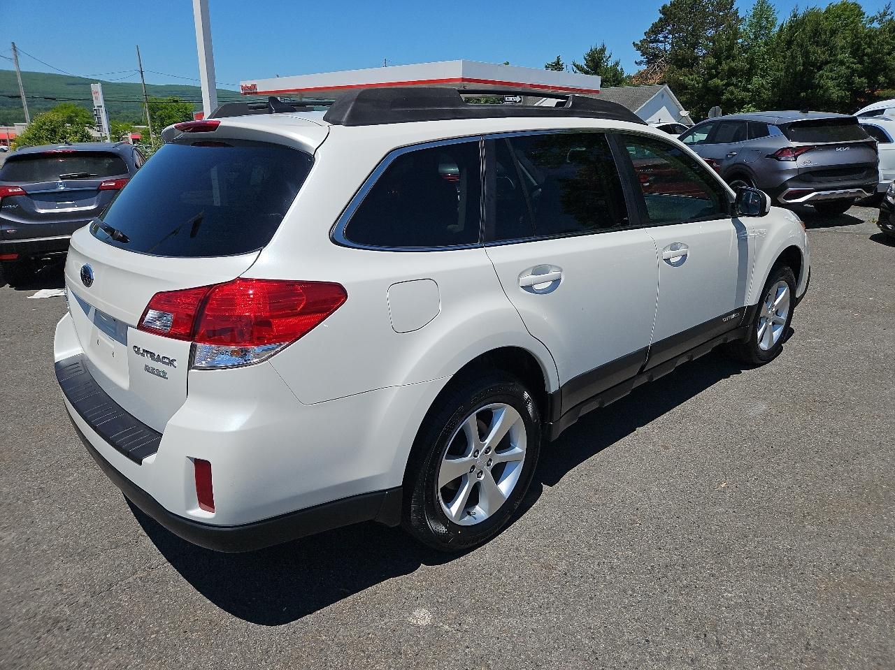 Subaru Outback 4dr Wgn H4 Auto 2.5i Limited 2013