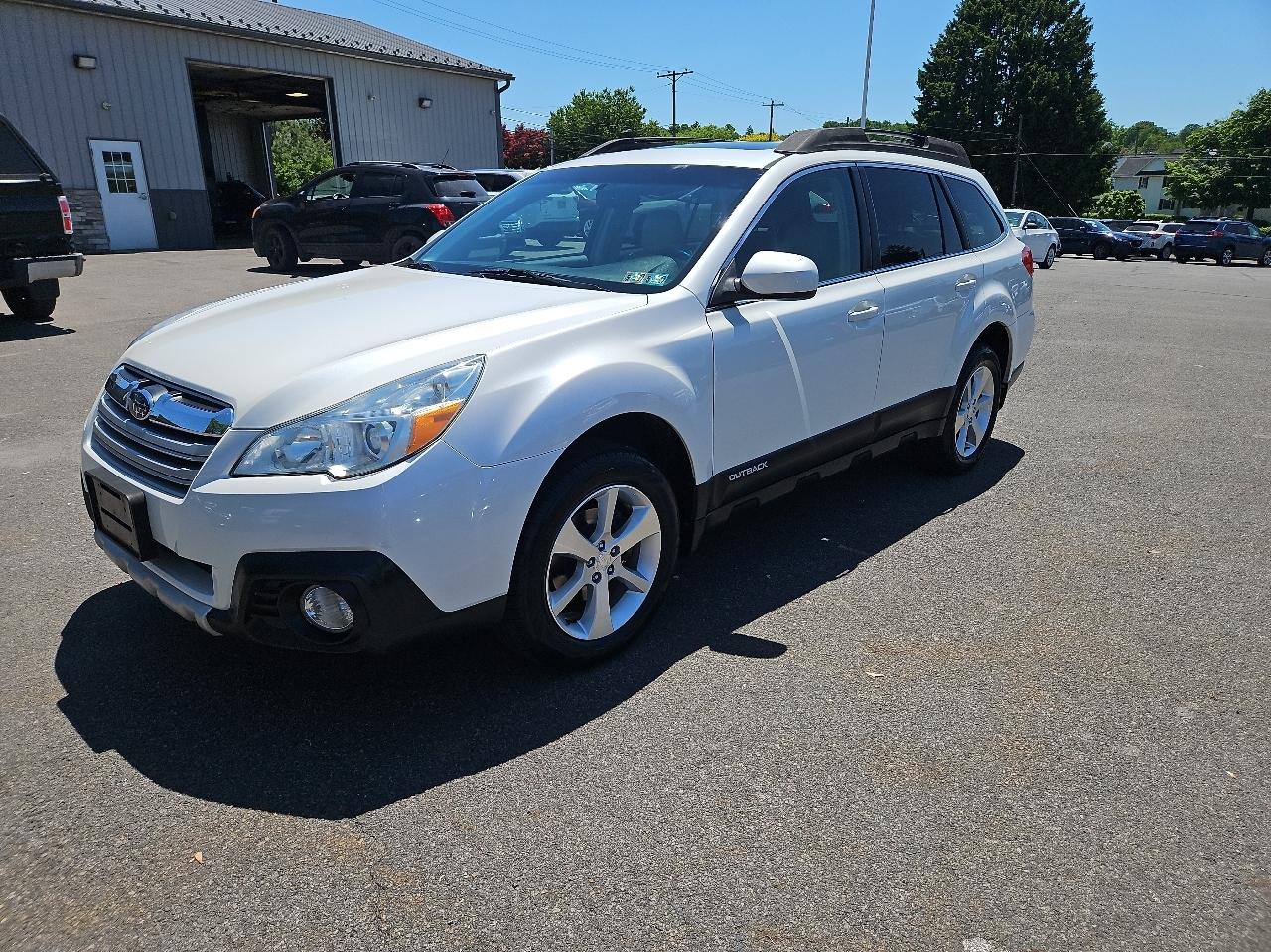 Subaru Outback 4dr Wgn H4 Auto 2.5i Limited 2013