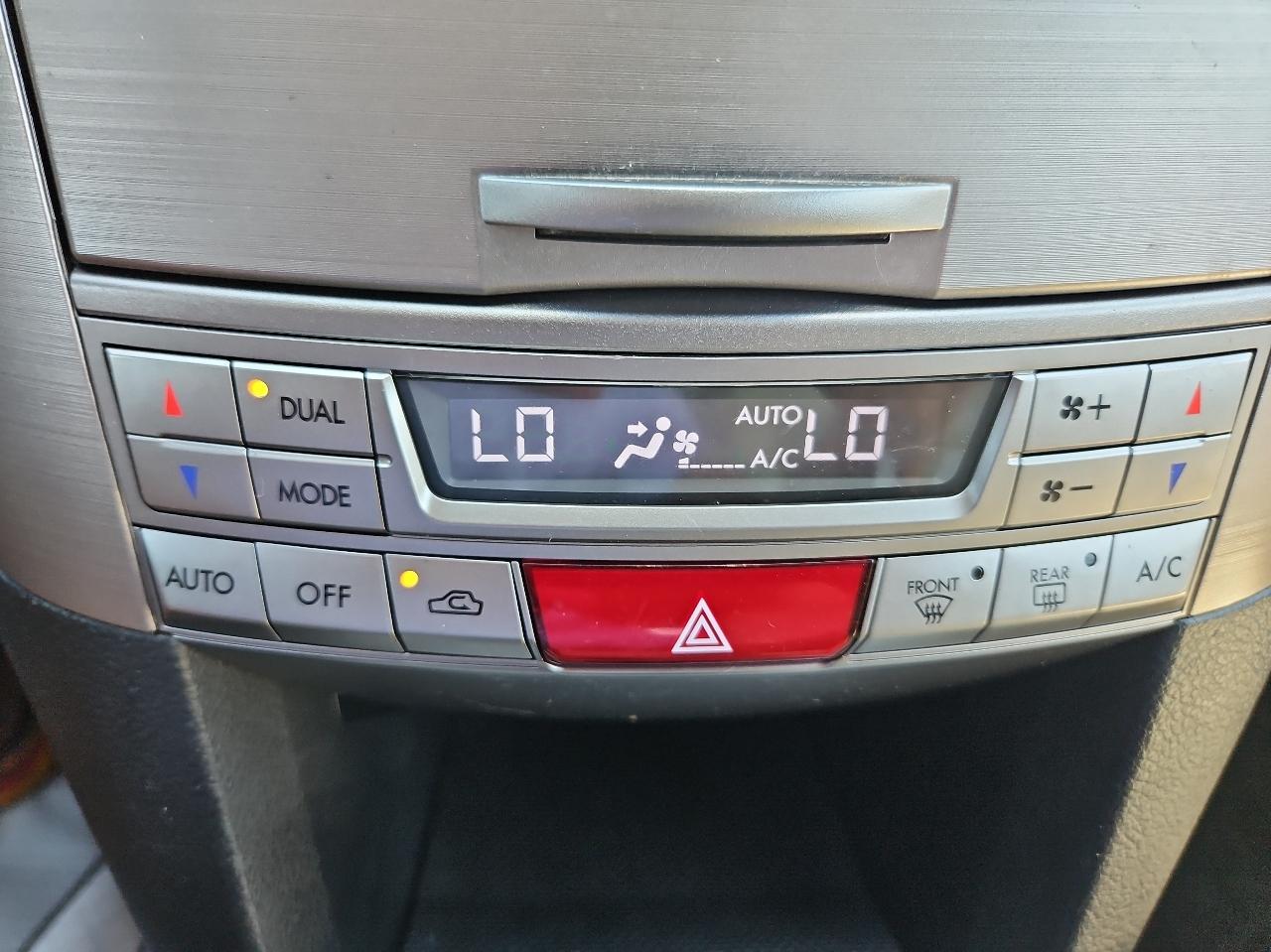 Subaru Outback 4dr Wgn H4 Auto 2.5i Limited 2013