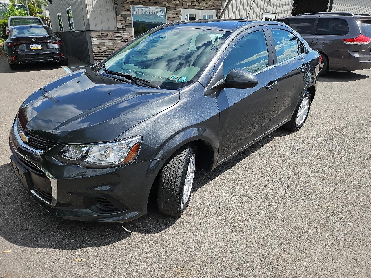 Chevrolet Sonic 4dr Sdn Auto LT 2017