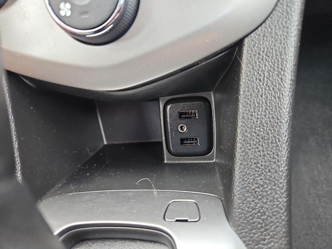 Chevrolet Sonic 4dr Sdn Auto LT 2017