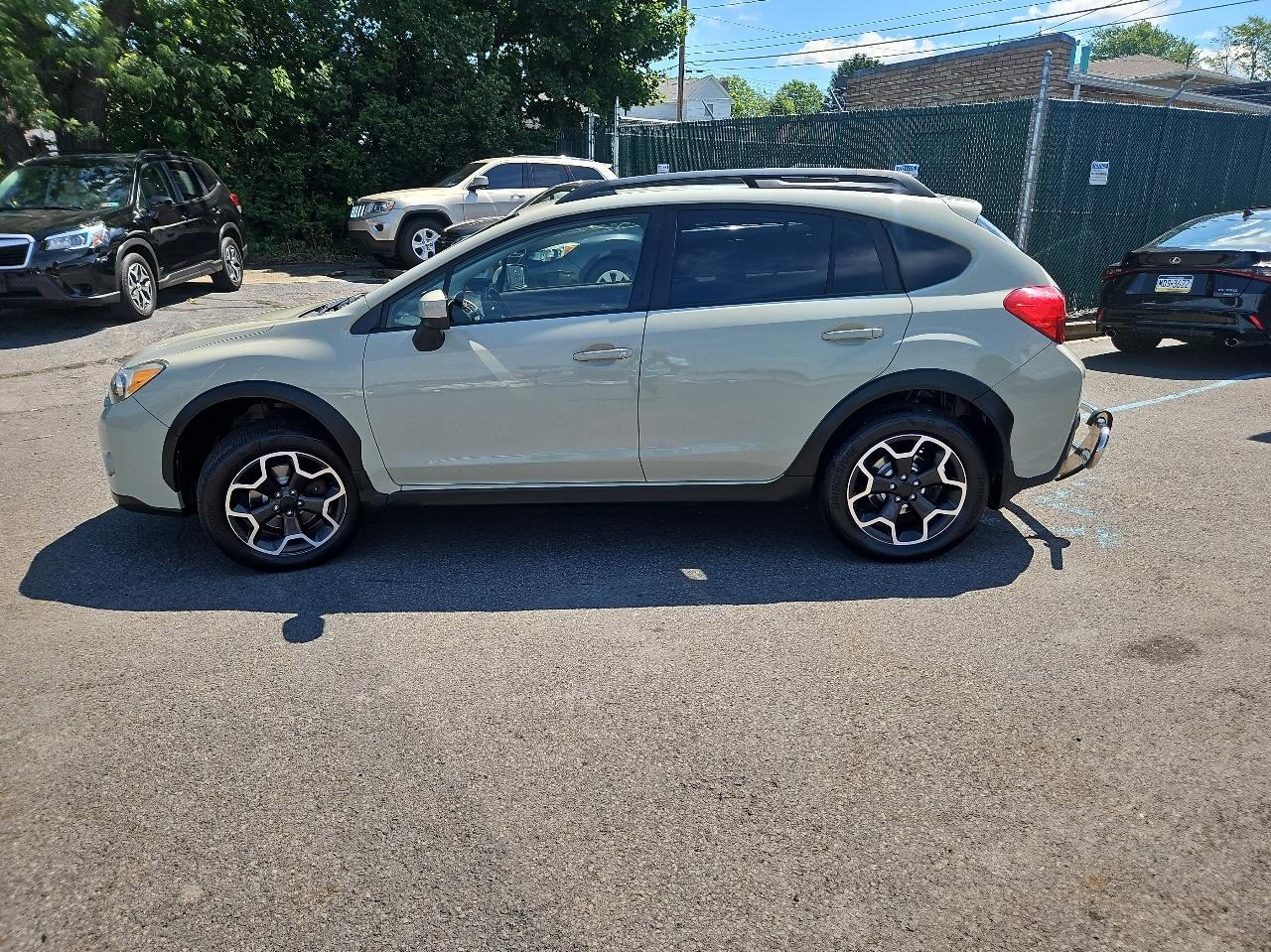 Subaru XV Crosstrek 5dr CVT 2.0i Premium 2015