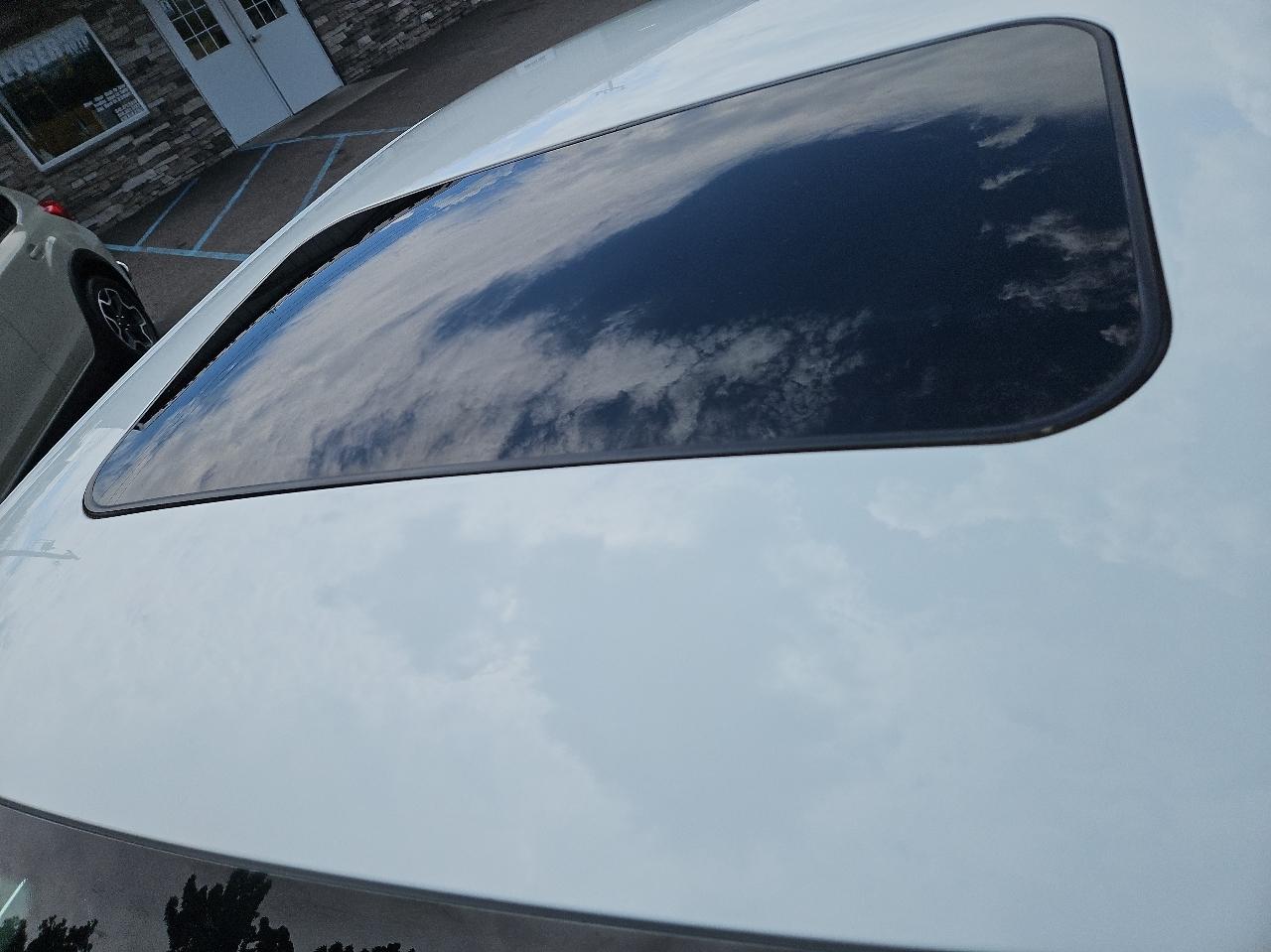 Volkswagen Passat 1.8T SE w/Technology Auto 2017