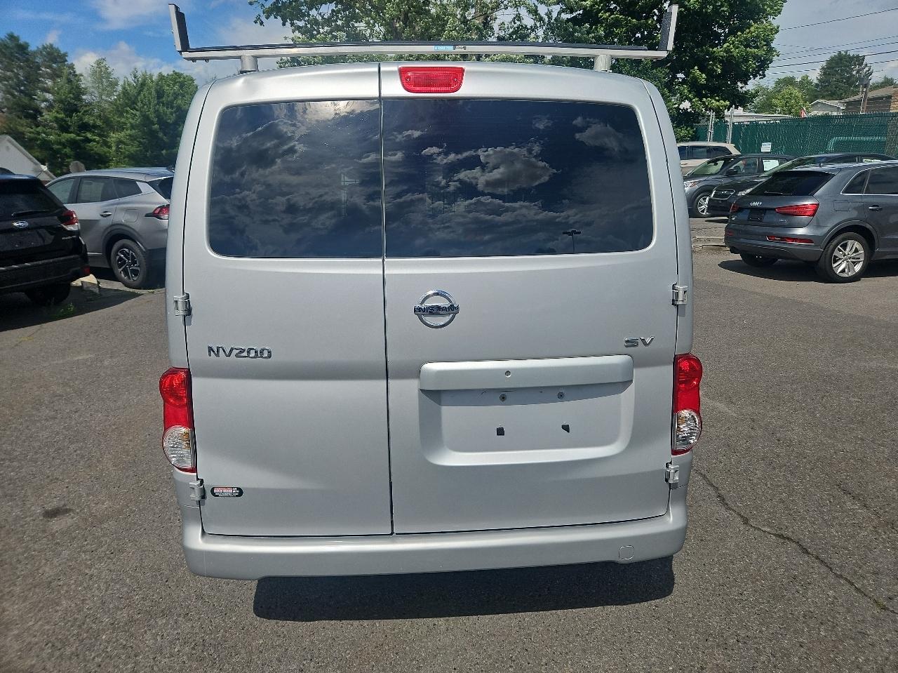 Nissan NV200 I4 SV 2014