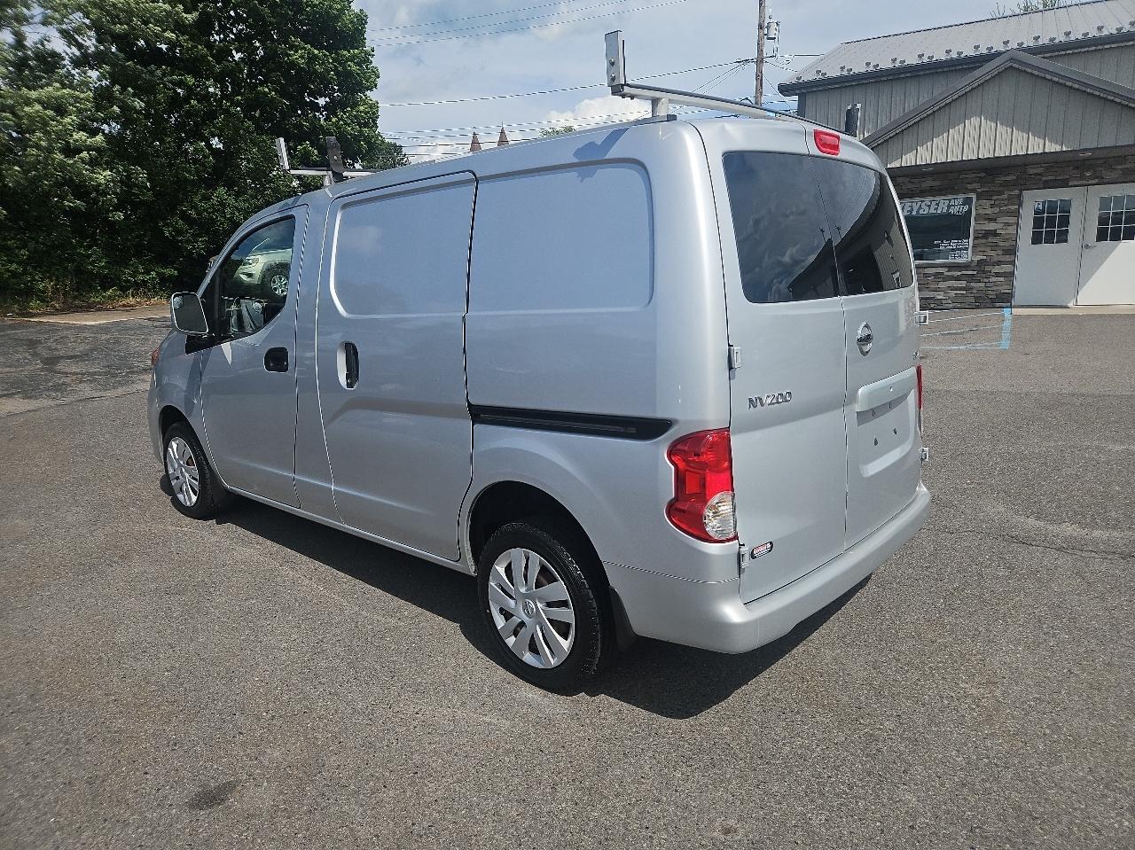 Nissan NV200 I4 SV 2014
