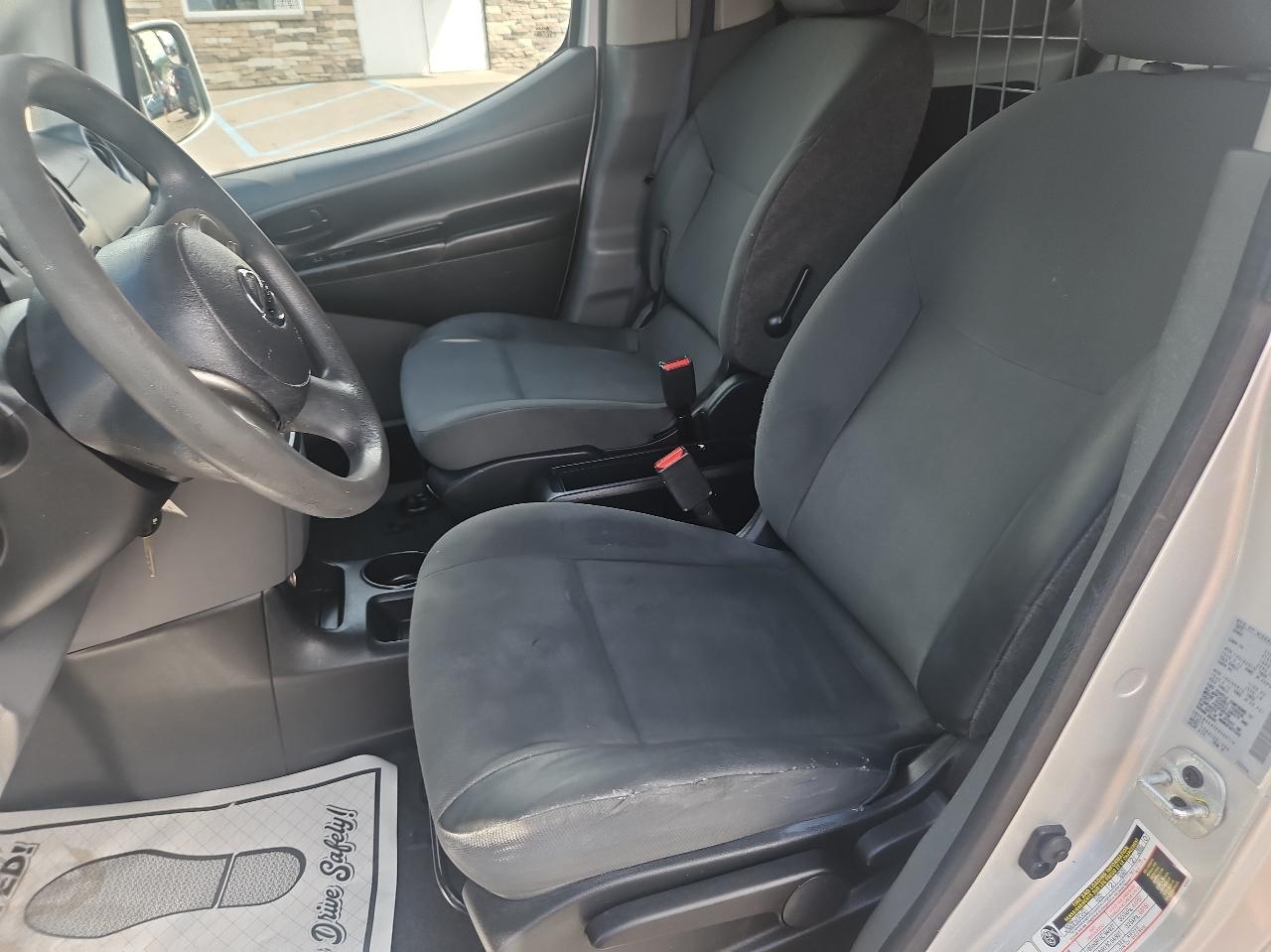 Nissan NV200 I4 SV 2014