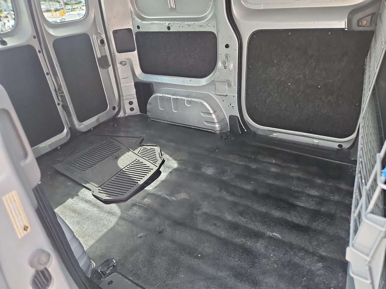 Nissan NV200 I4 SV 2014