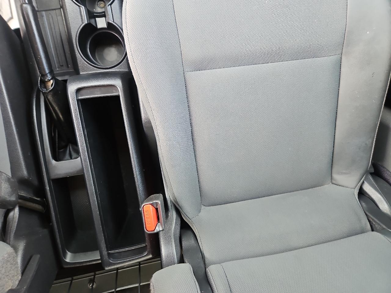 Nissan NV200 I4 SV 2014