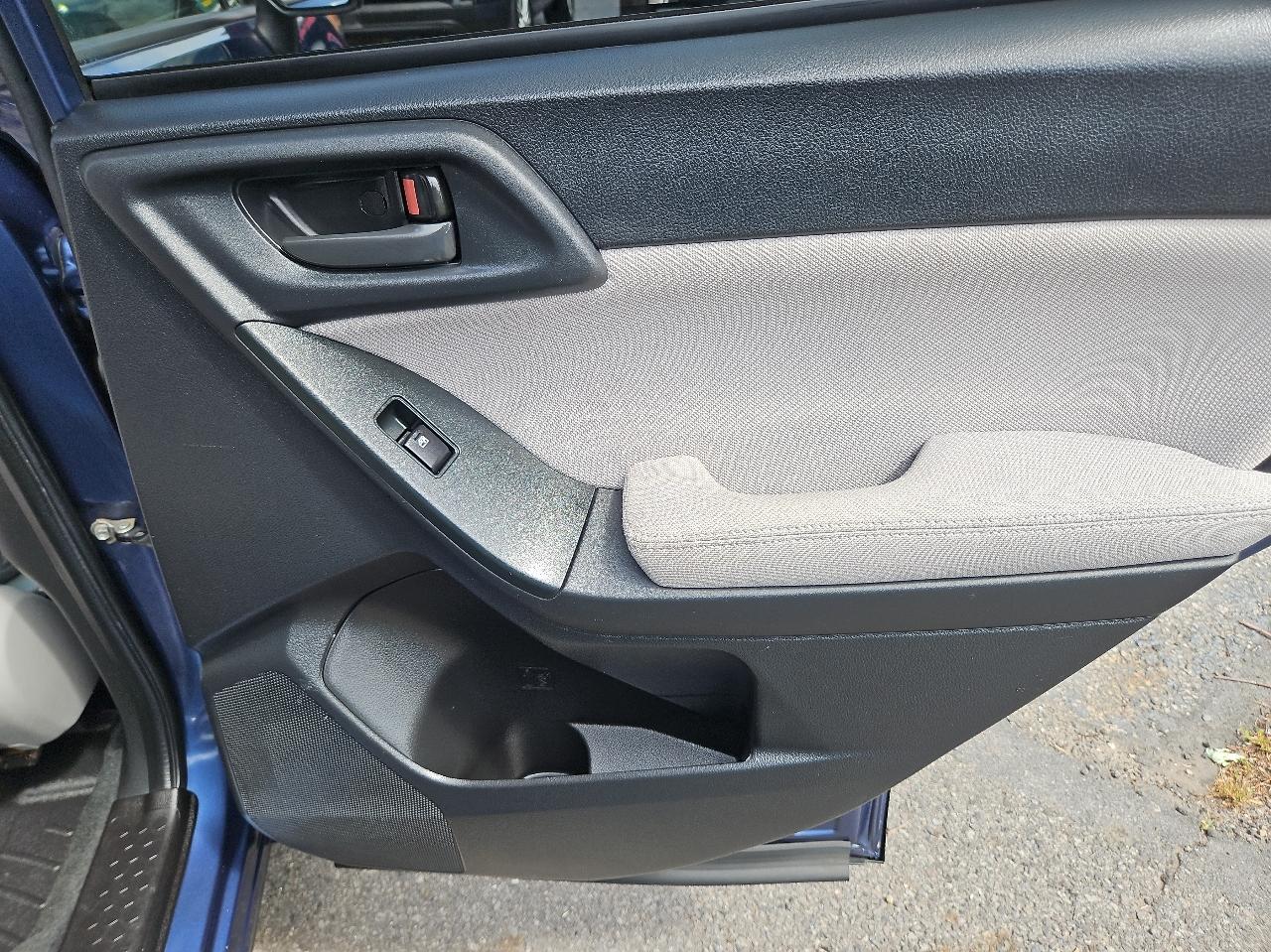 Subaru Forester 4dr Auto 2.5i Premium PZEV 2014