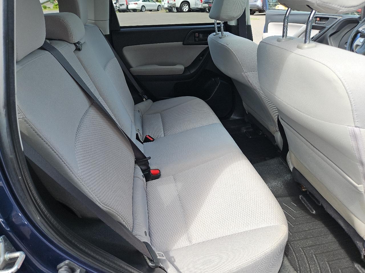 Subaru Forester 4dr Auto 2.5i Premium PZEV 2014