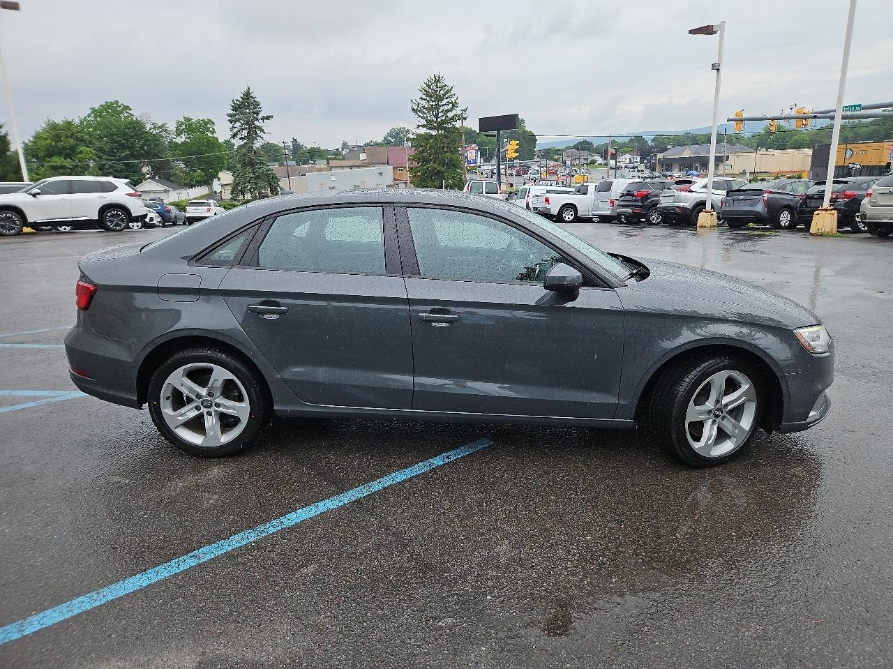 Audi A3 Sedan 2.0 TFSI Premium quattro AWD 2017