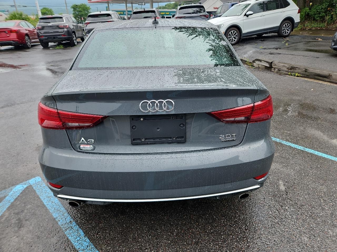 Audi A3 Sedan 2.0 TFSI Premium quattro AWD 2017